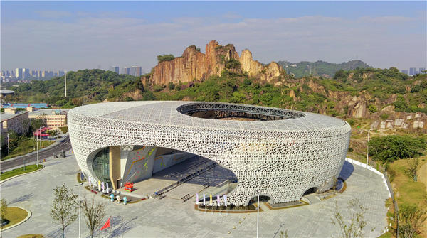 探馆杭州亚运会丨废弃采石场蝶变攀岩比赛场馆 把绿色亚运做到极致